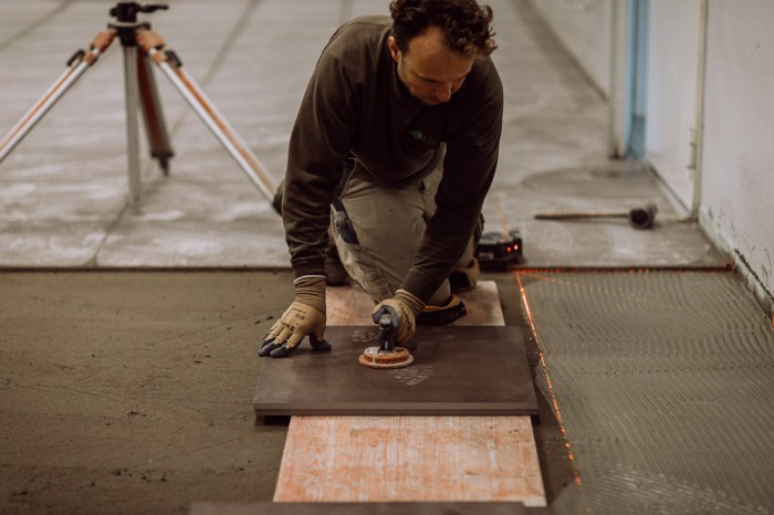 024_ruettelboden-verlegung_fliesen-ros